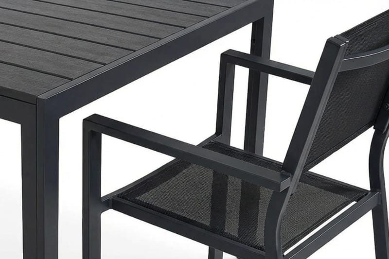 Siri Matgrupp utomhus 150 cm med 4 Tunis Stapelstolar - Products - Utemöbler & utemiljö - Utegrupp - Matgrupp utomhus