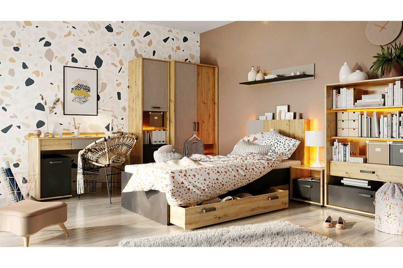 Rathmore Highboard Black - Products - Förvaring - Skåp - Förvaringsskåp