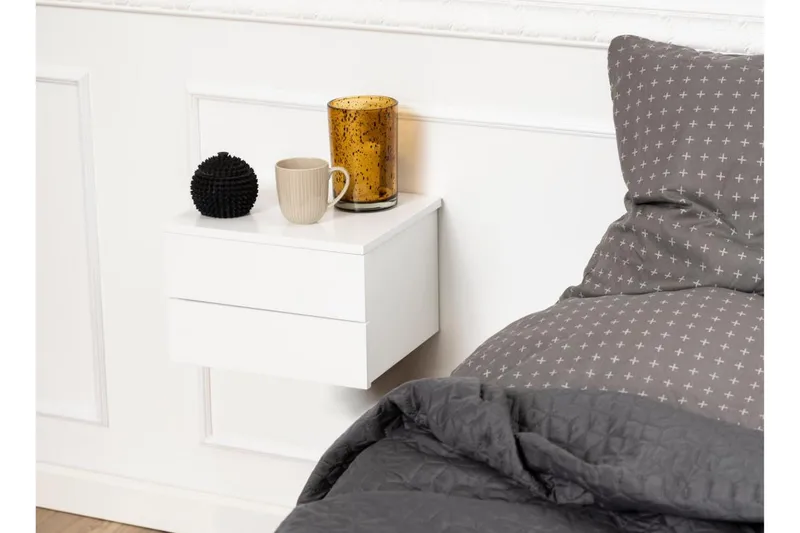 Salmani Sängbord 32 cm - Vit - Products - M öbler - Bord & matgrupp - Avlastningsbord & sidobord - Sängbord & nattduksbord