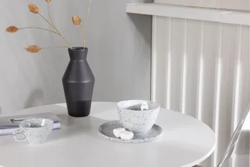 Danburi Matgrupp 60 cm Rund med 2 Edvin stolar - Vit - Products - Möbler - Bord & matgrupp - Matgrupp