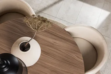 Durango Matgrupp 120 cm Rund med 4 Simrishamn Stolar - Valnöt - Products - Möbler - Bord & matgrupp - Matgrupp