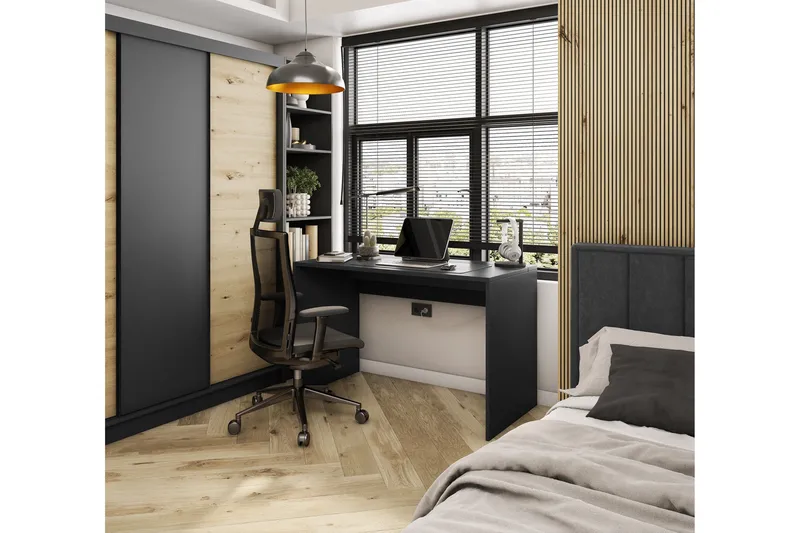 Nevy Skrivbord 140x60 cm - Svart - Products - Möbler - Bord & matgrupp - Kontorsbord - Datorbord