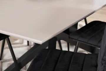 Piazza Matgrupp 180 cm Rektangulär med 6 Windu stolar - Svart - Products - Möbler - Bord & matgrupp - Matgrupp