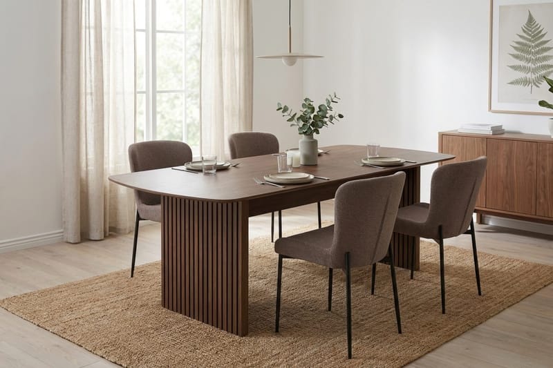 Richeto Matgrupp Rökt Ek 180 cm med 4 Elsie Matstolar - Rökt ek/Grå - Products - Möbler - Bord & matgrupp - Matgrupp