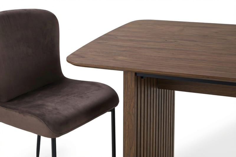 Richeto Matgrupp Rökt Ek 210 cm med 6 Elsie Matstolar - Rökt ek/Brun - Products - Möbler - Bord & matgrupp - Matgrupp