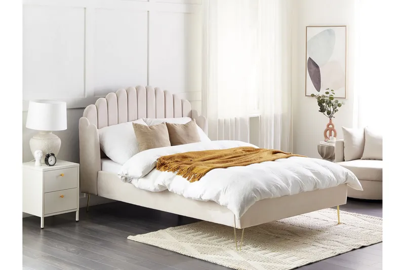 Benicio Sängram 140x200 cm - Beige/Guld - Products - Möbler - Säng - Sängram & sängstomme