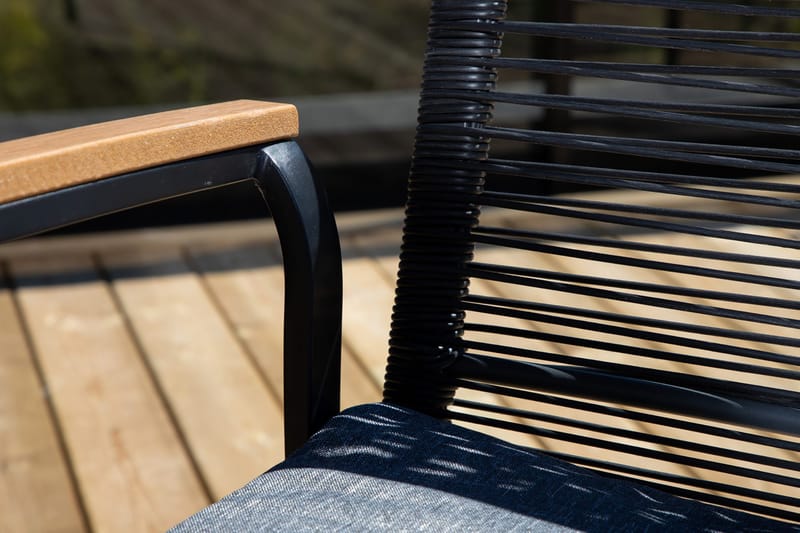 Dallas Matstol - Svart - Products - Möbler - Fåtölj & stolar - Matstol & köksstol