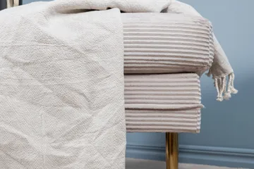 Boom Sittpuff - Beige - Products - Möbler - Fåtölj & stolar - Pall & puff - Sittpuff