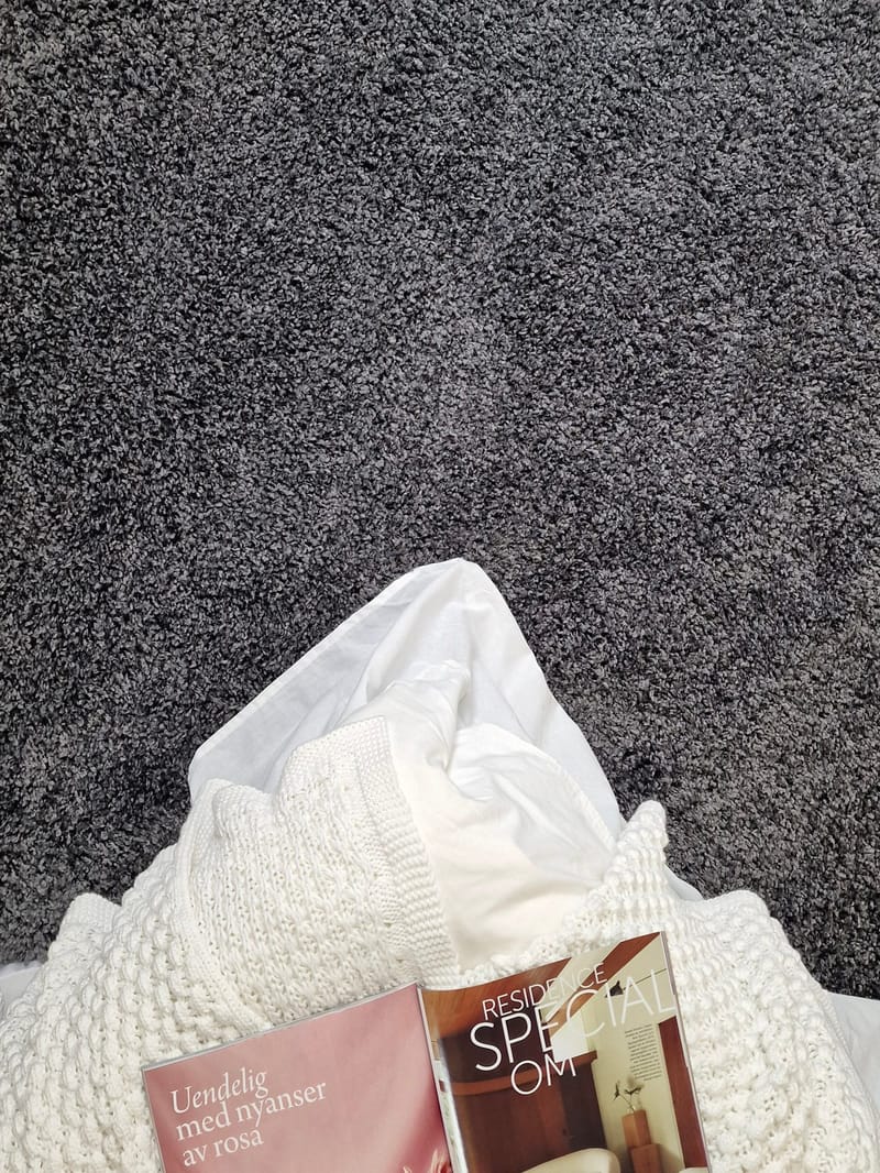 Lounge Ryamatta 200x290 cm Rektangulär - Grafit - Products - Textil & mattor - Matta - Modern matta - Ryamatta