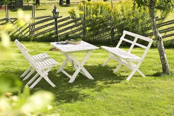 Hillerstorp Torpet Utesoffa 2-sits Vit - Vit - Products - Utemöbler & utemiljö - Balkong & altan - Balkongmöbler - Balkongsoffa