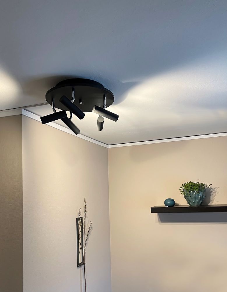 Artic spotlight - musta/teräs Artic spotlight - musta/teräs