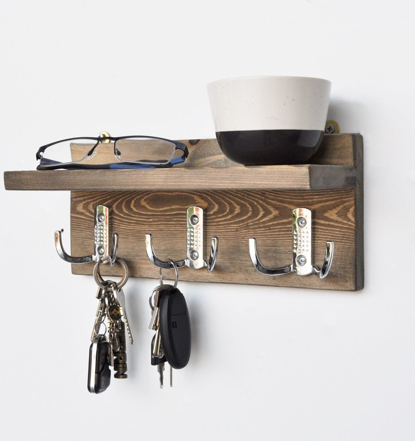 Abstrakti seinähylly 31 - pähkinä Abstrakti seinähylly 31 - pähkinä