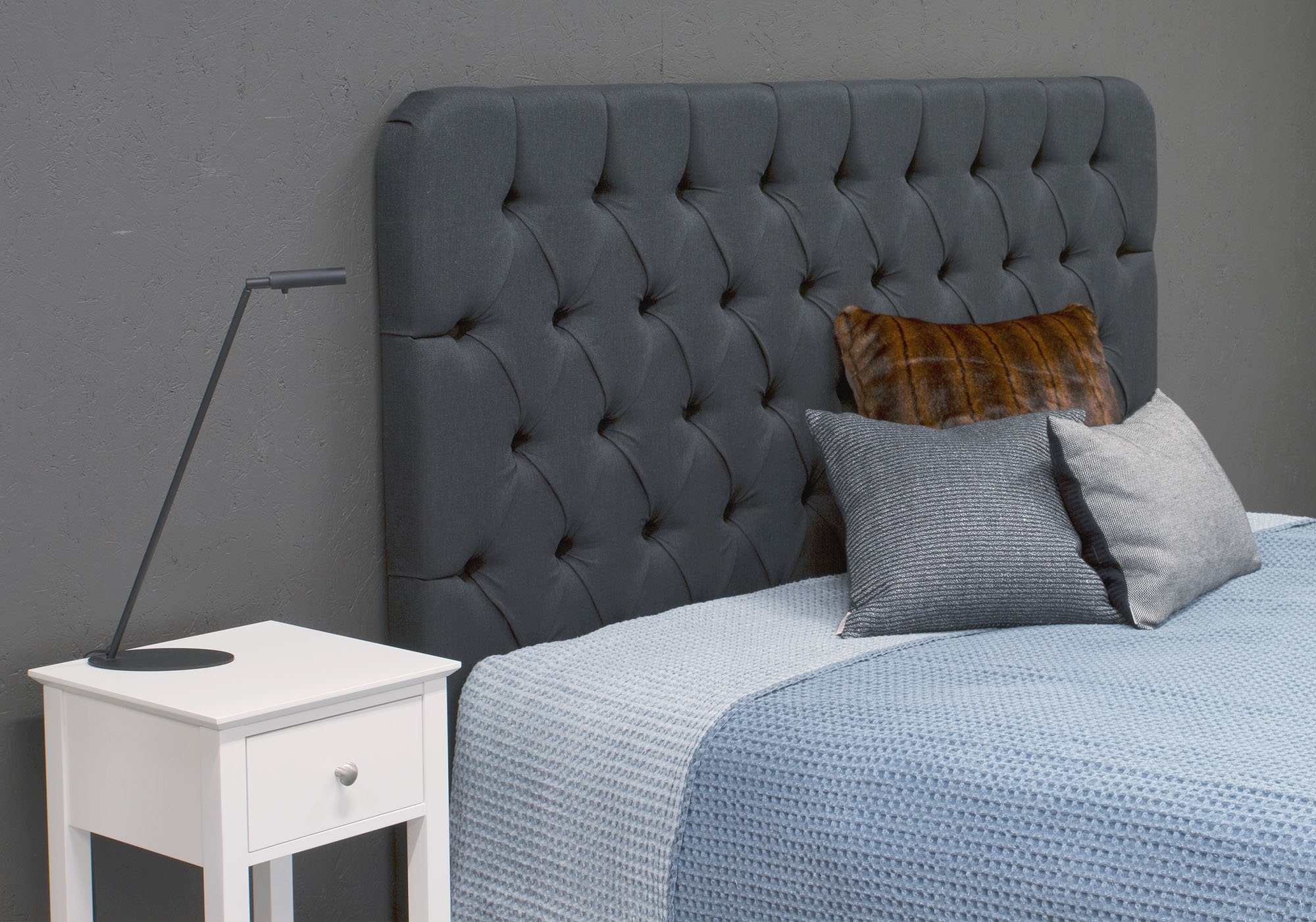 Romance- s�ngynp��ty painikkeilla - Valitse koko ja v�ri