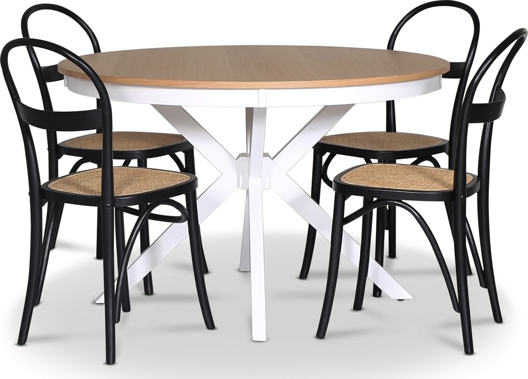 Tromssa elintarvikeryhm�; py�re� ruokap�yt� Valkoinen / tammi ja 4 Danderyd No.16 ruokap�yd�n tuolia Musta