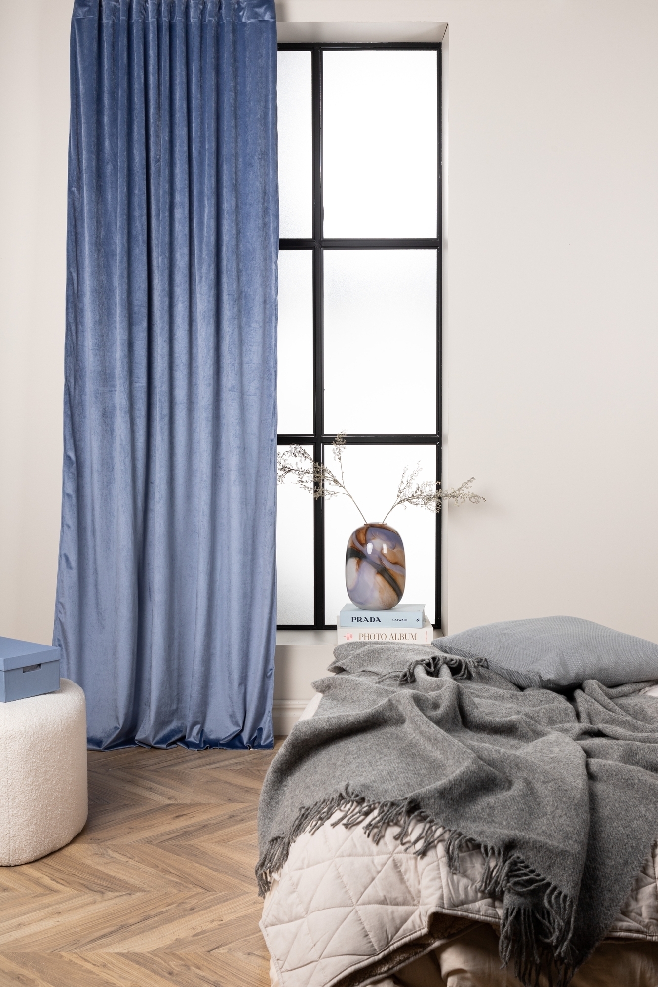 Magdalena verho 135x250 cm - Sininen Magdalena verho 135x250 cm - Sininen