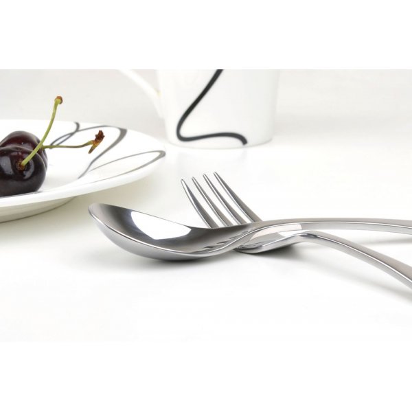 Ivo-ruokailuvälinesetti 24 kpl Ivo-ruokailuvälinesetti 24 kpl