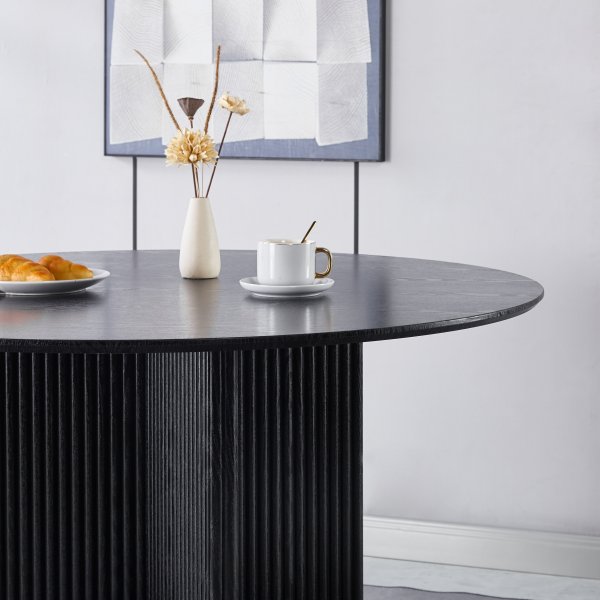 Crossby pyöreä ruokapöytä Ø120 cm - Mustaksi petsattu tammi Crossby pyöreä ruokapöytä Ø120 cm - Mustaksi petsattu tammi