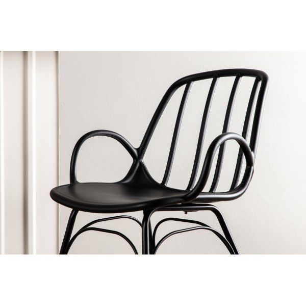 Dyrön ruokapöydän tuoli - musta Dyrön ruokapöydän tuoli - musta