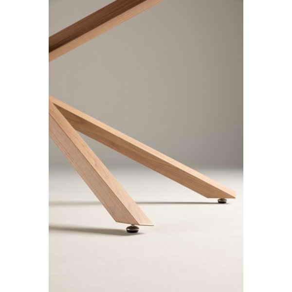 Piazza ruokapöytä 180 x 90 cm - Mocca Piazza ruokapöytä 180 x 90 cm - Mocca