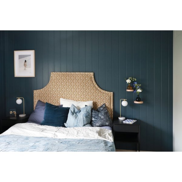 Orfeus pöytävalaisin - Matta messinkiä Orfeus pöytävalaisin - Matta messinkiä