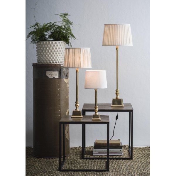 Linné lampun kanta - kulta Linné lampun kanta - kulta