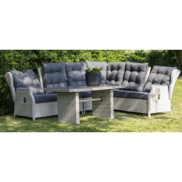 Wembley-kulmasohva p�yd�ll� (Recliner) - Vaalea keinorottinki