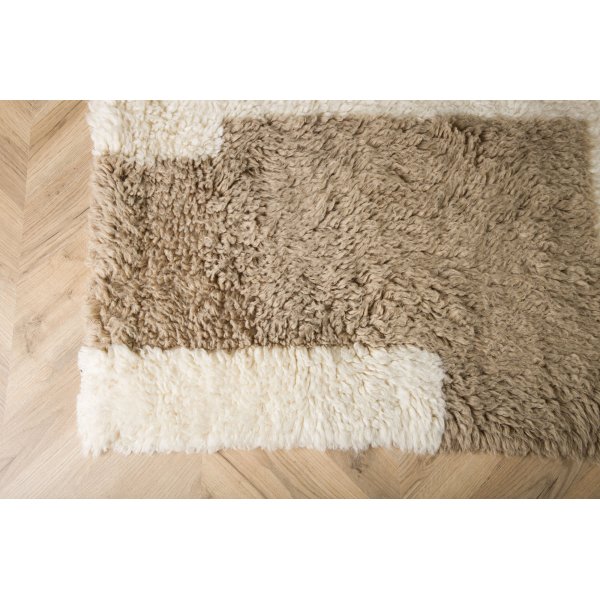 Nestor villamatto - Monivärinen Nestor villamatto - Monivärinen