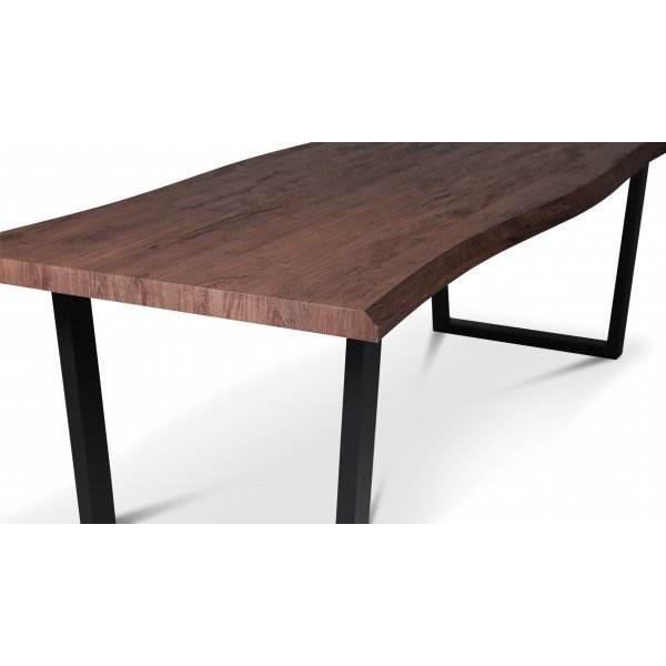 Bretagne ruokapöytä 240x100 cm - Ruskea/musta Bretagne ruokapöytä 240x100 cm - Ruskea/musta