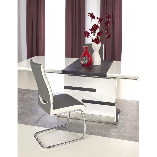 Cathrina ruokapöytä 160-220 cm - Valkoinen / harmaa Cathrina ruokapöytä 160-220 cm - Valkoinen / harmaa