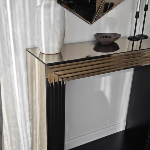 Triono-mukavuuspöytä 91 x 30 cm - Pronssi Triono-mukavuuspöytä 91 x 30 cm - Pronssi