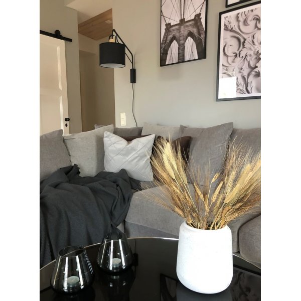 Wally seinävalaisin - Musta/puu Wally seinävalaisin - Musta/puu