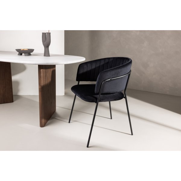Selma ruokapöydän tuoli - Musta sametti Selma ruokapöydän tuoli - Musta sametti