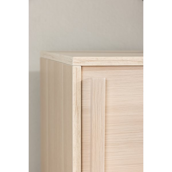 Lugo TV-taso - Valkoiseksi maalattu