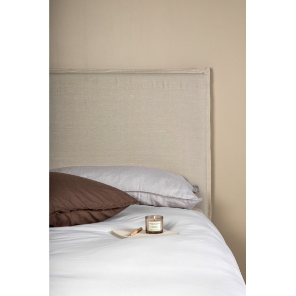 Signe sängynpäädyn päällinen 140 cm - beige Signe sängynpäädyn päällinen 140 cm - beige