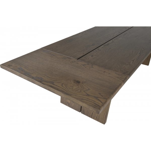 Logger ruokapöytä 210 x 100 cm - Tammi Logger ruokapöytä 210 x 100 cm - Tammi