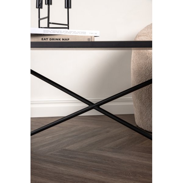 Pryor sohvapöytä 110 x 70 cm - Musta Pryor sohvapöytä 110 x 70 cm - Musta