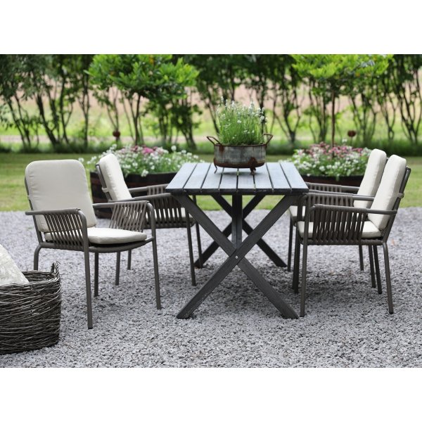 Ruokailuryhm Scottsdale: pyt 150 cm sislten 4 pinottavaa harmaata Lincoln-tuolia