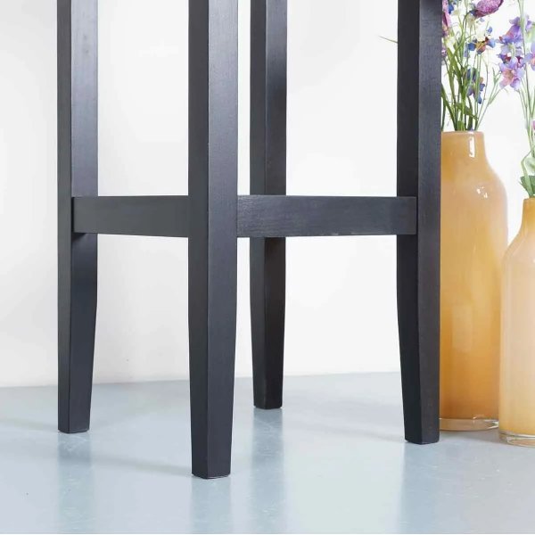 Neliön muotoinen baarijakkara - Mikä tahansa väri rungossa Neliön muotoinen baarijakkara - Mikä tahansa väri rungossa