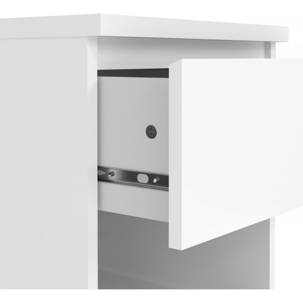 Naia y�p�yt� 1 - valkoinen