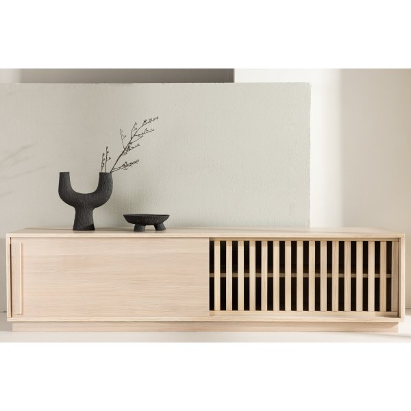 Lugo TV-taso - Valkoiseksi maalattu