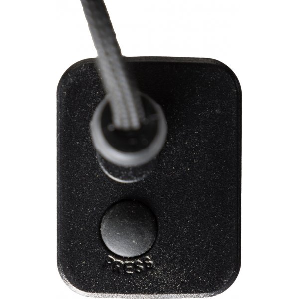 Björnfjället kynttilänjalka 22 x 42 cm - musta/hopea Björnfjället kynttilänjalka 22 x 42 cm - musta/hopea