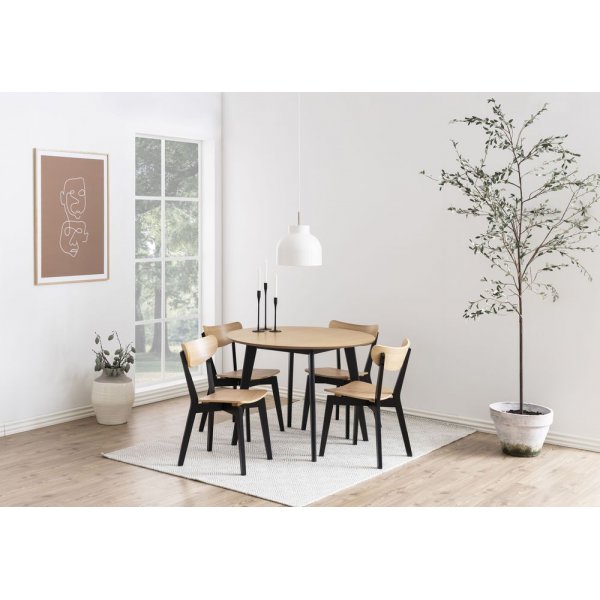 Roxby-ruokap�yt� - Tammi/musta