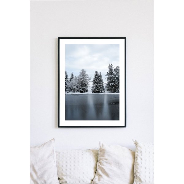 Posterworld - aihe Frozen lake - 50x70 cm Posterworld - aihe Frozen lake - 50x70 cm