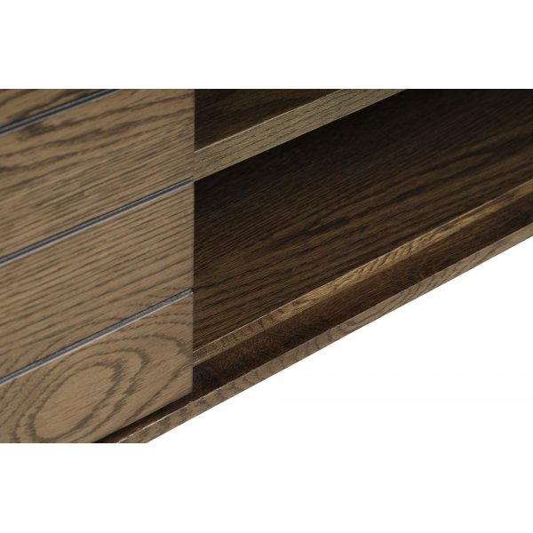 Inez TV-taso ruskeaa öljyttyä tammea - Leveys 120 cm Inez TV-taso ruskeaa öljyttyä tammea - Leveys 120 cm