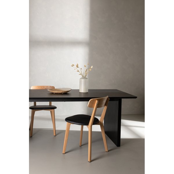 Vail ruokapöytä 200 x 100 cm - Musta Vail ruokapöytä 200 x 100 cm - Musta
