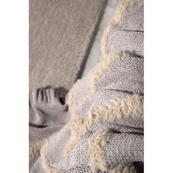 Tina ruudullinen 130x170 cm - harmaa Tina ruudullinen 130x170 cm - harmaa