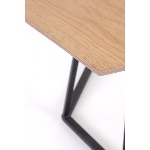 Genevieve ruokapöytä 110 x 95 cm - Musta Genevieve ruokapöytä 110 x 95 cm - Musta