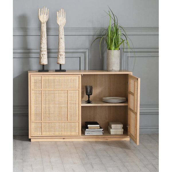 Senkki silytystilalla ja rottinkiovilla 120 cm leve - Stockholm