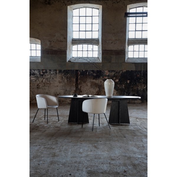 Bootcut ruokap�yt� 230 x 115 cm - Musta