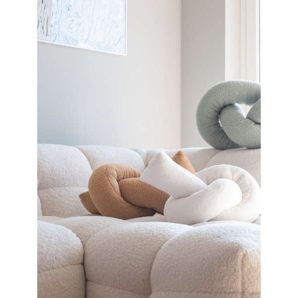 Knut koristetyyny 45 x 30 x 20 cm - luonnonvalkoinen Knut koristetyyny 45 x 30 x 20 cm - luonnonvalkoinen